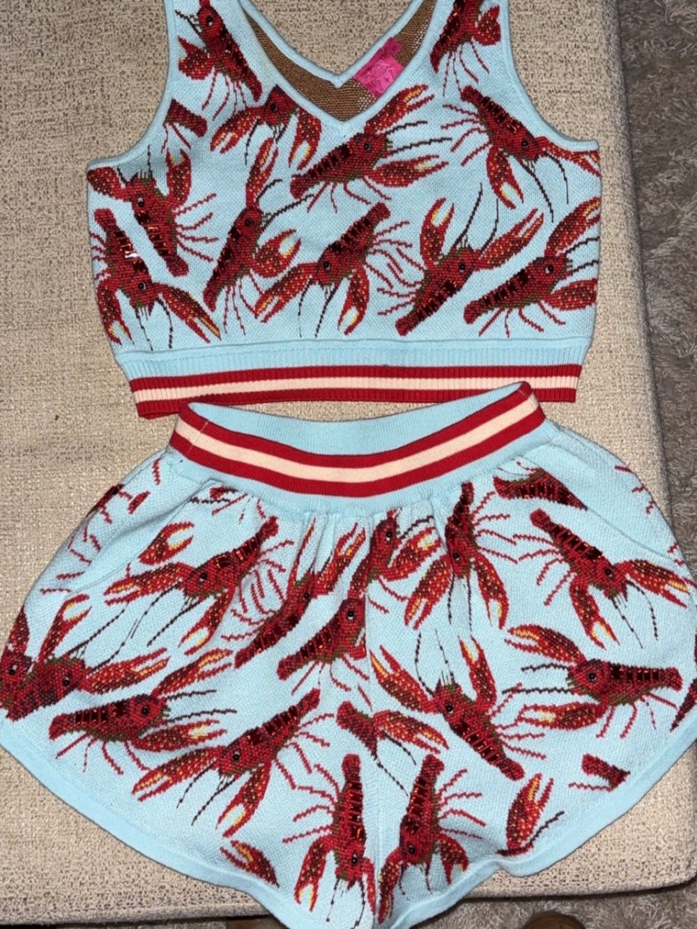 crawfish two piece - Picture 3 of 3